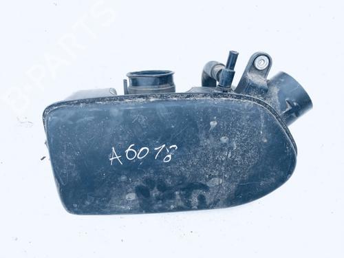 Used Air filter box Air filter box SUBARU IMPREZA Hatchback (GR, GH, G3) 2.0 R AWD (GH7) (150 hp) 35625800 35625800