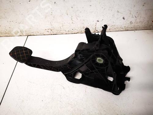 Used Clutch pedal Clutch pedal 37686868 37686868