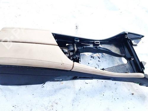 Used Armrest / Center console Armrest / Center console BMW 5 (F10) 520 d (184 hp) 39967916 39967916