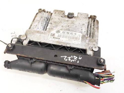 Used Engine control unit (ECU) Engine control unit (ECU) VW PASSAT B6 (3C2) 2.0 TDI (140 hp) 32928712 32928712