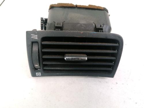 Used Air vent Air vent TOYOTA AVENSIS (_T25_) 2.2 D-4D (ADT251_, ADT251R) (150 hp) 32907897 32907897