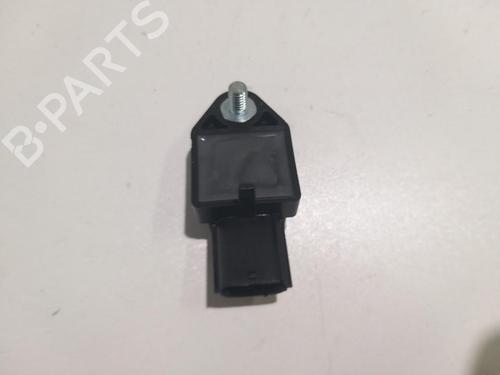 Used Electronic module Electronic module TOYOTA COROLLA Verso (ZER_, ZZE12_, R1_) 2.2 D-4D (AUR10_, AUR10R) (136 hp) 33510625 33510625