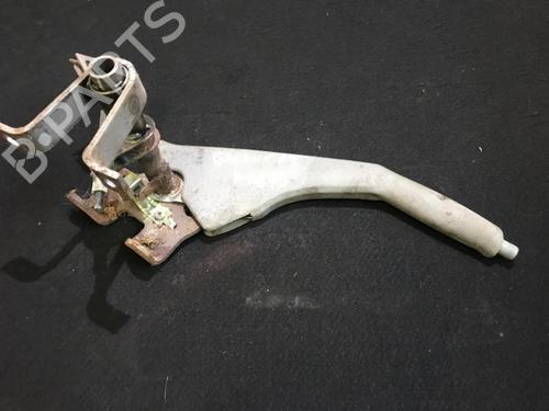 Used Hand brake Hand brake MITSUBISHI GALANT VIII Estate (EA_, EC_) 2.0 (EA2W) (136 hp) 35665500 35665500
