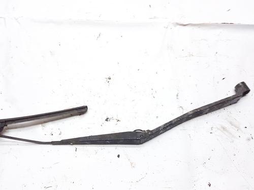 Used Front windshield wiper arm Front windshield wiper arm MITSUBISHI GALANT VIII Estate (EA_, EC_) 2.0 (EA2W) (136 hp) 33100257 33100257