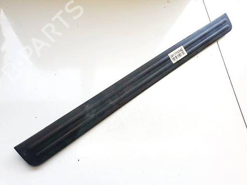 Trinbræt Trinbræt NISSAN TIIDA Hatchback (C11) 1.5 dCi (106 hp) 34811111 34811111
