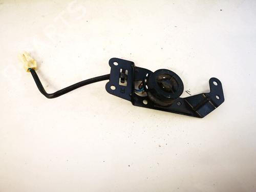 Used Speaker MAZDA MPV II (LW) 2.0 DI (136 hp) 33079817