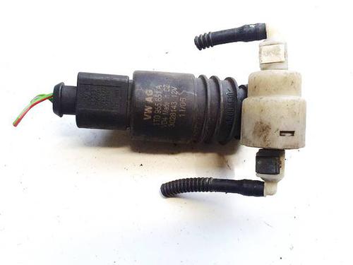 Used Washer pump Washer pump VW PASSAT B7 (362) 1.6 TDI (105 hp) 34902902 34902902