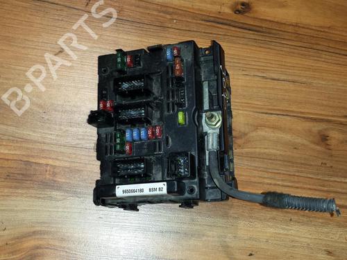 Used Fuse box Fuse box PEUGEOT 307 (3A/C) 2.0 HDi 110 (107 hp) 33490722 33490722
