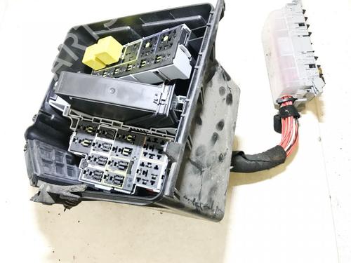 Used Fuse box Fuse box OPEL MERIVA A MPV (X03) 1.6 16V (E75) (100 hp) 33073208 33073208