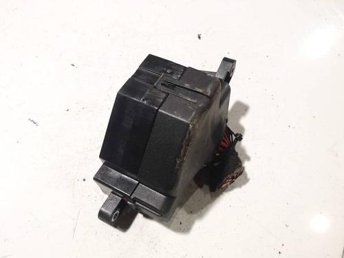 Fuse box SKODA SUPERB II (3T4) 2.0 TDI | BP38798543E1 - Image 3