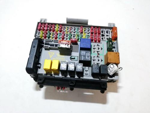 Used Fuse box Fuse box OPEL VECTRA B (J96) 1.8 i 16V (F19) (116 hp) 33507926 33507926