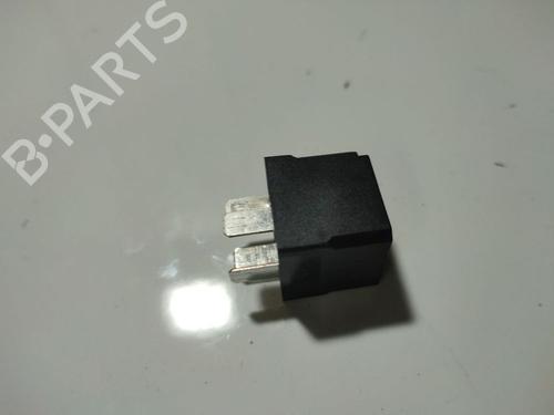 Used Electronic sensor Electronic sensor OPEL ZAFIRA / ZAFIRA FAMILY B (A05) 1.9 CDTI (M75) (120 hp) 32564705 32564705