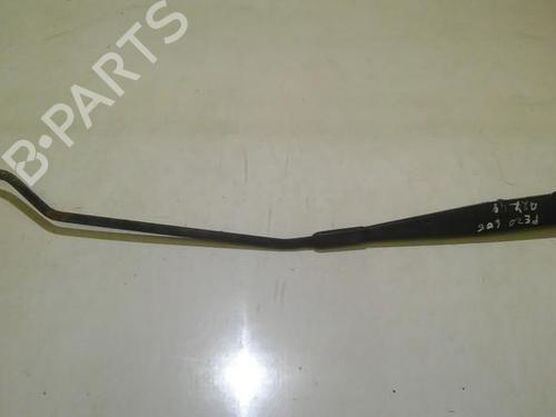 Used Front windshield wiper arm Front windshield wiper arm PEUGEOT 605 (6B) 2.1 TD 12V (109 hp) 33490481 33490481