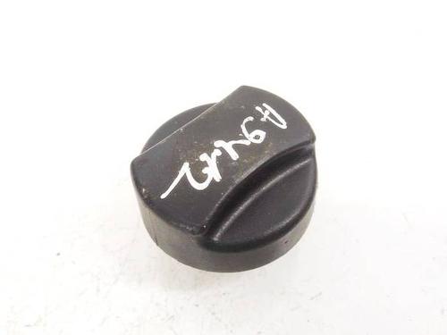 Tankdæksel Tankdæksel OPEL VECTRA B (J96) 2.0 DTI 16V (F19) (101 hp) 35240670 35240670