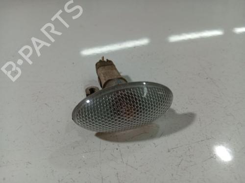Used Right side indicator Right side indicator 39158733 39158733