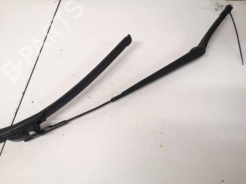 Vindspejlsviskerarm Vindspejlsviskerarm SKODA OCTAVIA II (1Z3) 1.9 TDI (105 hp) 32890804 32890804