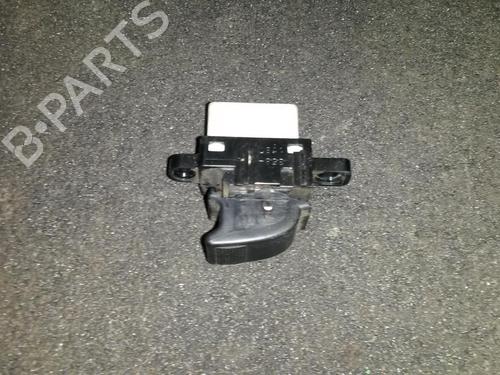 Used Switch Switch MAZDA 323 F VI Hatchback (BJ) 1.8 Astina (BJ10, BJ8S) (125 hp) 33479887 33479887