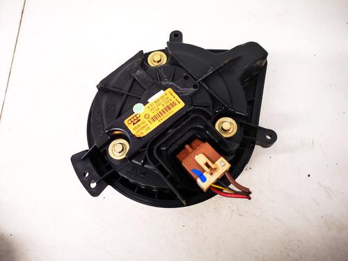 Varmeblæser Varmeblæser AUDI A4 B6 (8E2) 1.9 TDI (130 hp) 35520580 35520580