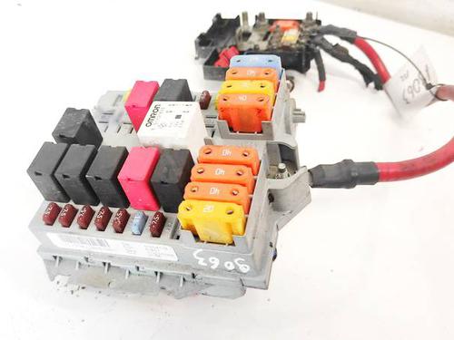 Used Fuse box Fuse box FIAT CROMA (194_) 1.9 D Multijet (194AXB1B) (120 hp) 32943182 32943182