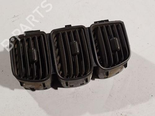 Used Air vent CHRYSLER VOYAGER IV (RG, RS) 2.4 (147 hp) 32570008