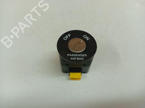 Used Switch Switch HYUNDAI i30 Estate (FD) 1.6 (126 hp) 40113582 40113582