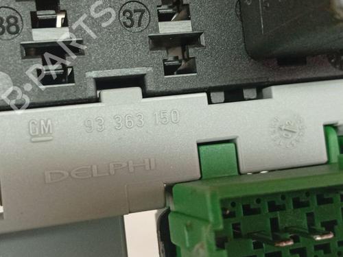 Fuse box OPEL MERIVA A MPV (X03) 1.6 16V (E75) | BP37093996E1 - Image 4