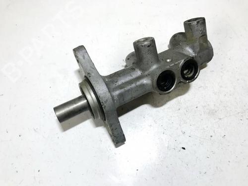 brake-master-cylinder-nissan-navara-np300-d40-2004-35833147 main image