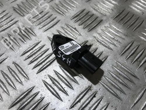 Used Electronic module Electronic module TOYOTA AVENSIS (_T25_) 2.0 D-4D (CDT250_, CDT250R) (116 hp) 33497728 33497728