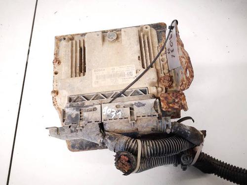 engine-control-unit-ecu-opel-astra-h-a04-2004-2005-2006-2007-2008-2009-2010-2011-2012-2013-2014-32940938 main image