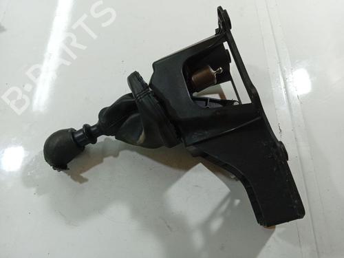 Used Gear lever Gear lever RENAULT MEGANE III Hatchback (BZ0/1_, B3_) 1.6 16V (BZ1B, BZ1H) (110 hp) 34840803 34840803