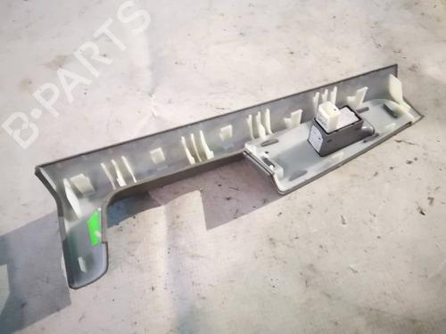 Switch SKODA SUPERB II (3T4) 2.0 TDI | BP32943721I30 - Image 2