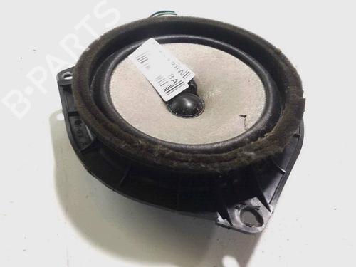 Used Speaker TOYOTA COROLLA Verso (ZER_, ZZE12_, R1_) 2.2 D-4D (AUR10_, AUR10R) (136 hp) 32532483