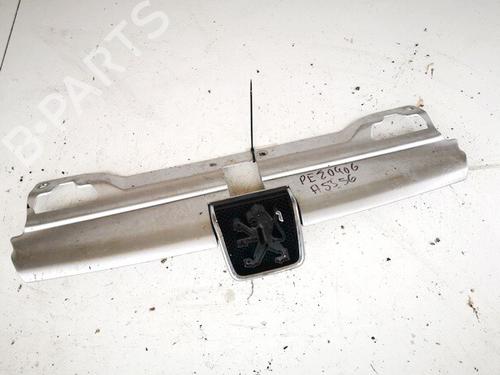 Grill Grill PEUGEOT 406 (8B) 1.9 TD (90 hp) 35629858 35629858