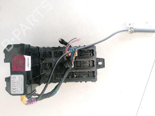 Used Fuse box Fuse box HYUNDAI TRAJET (FO) 2.0 CRDi (113 hp) 33074596 33074596