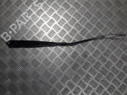Used Front windshield wiper arm Front windshield wiper arm 33503332 33503332