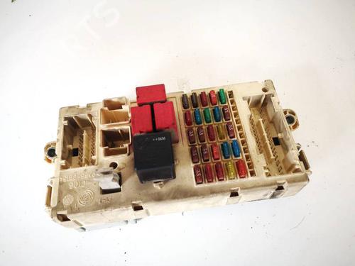 Used Fuse box Fuse box FIAT DUCATO Van (250_) 120 Multijet 2,2 D (120 hp) 32955057 32955057