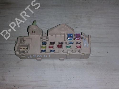 Used Fuse box Fuse box 33480832 33480832