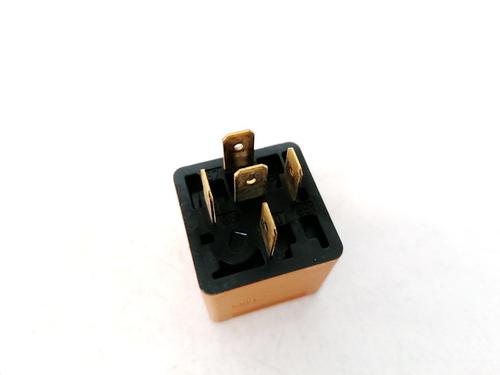 Electronic sensor OPEL VECTRA C (Z02) 2.2 DTI 16V (F69) | BP33068334M84 - Image 3