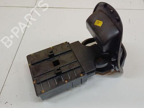 Kopholder/Genstandsholder Kopholder/Genstandsholder KIA SPORTAGE II (JE_, KM_) 2.0 16V 4WD (141 hp) 34783043 34783043