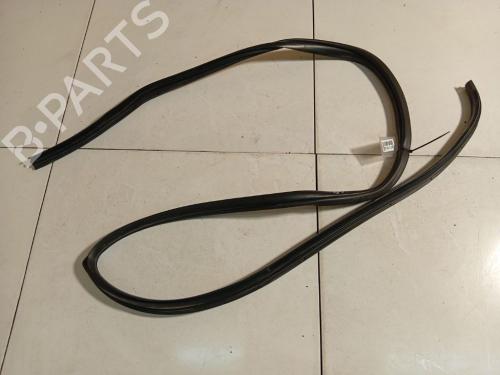 Used Rubber door seal Rubber door seal HYUNDAI i30 (FD) 1.6 CRDi (90 hp) 40555412 40555412