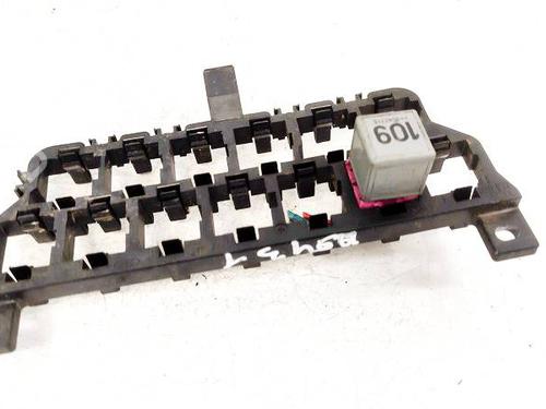 Used Fuse box Fuse box SKODA OCTAVIA I (1U2) 1.9 TDI (90 hp) 32959237 32959237