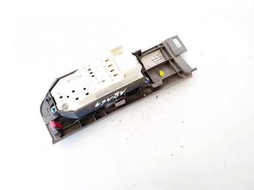 Switch TOYOTA YARIS (_P9_) 1.4 D-4D (NLP90_, NLP90R) | BP32908295I30 - Image 3
