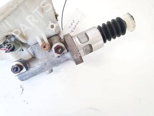 Used Brake master cylinder Brake master cylinder CHEVROLET COBALT 2.2 (147 hp) 35434848 35434848