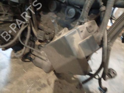 Used Fuse box Fuse box 37687363 37687363
