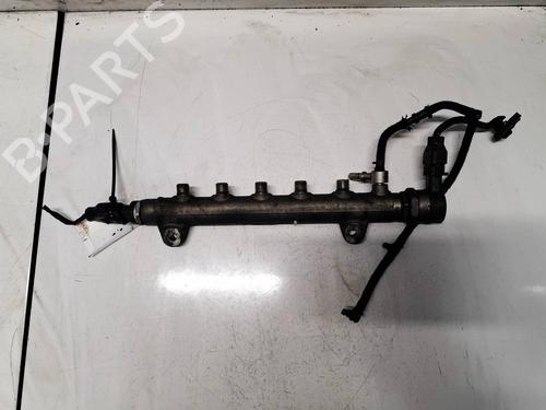 Used Injection rail Injection rail 35163845 35163845
