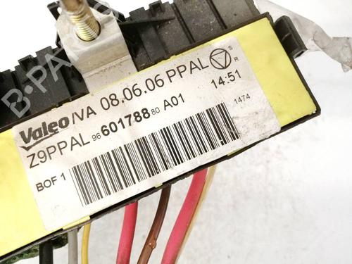 Fuse box PEUGEOT 607 (9D, 9U) 2.7 HDi 24V | BP32585727E1  - Image 6