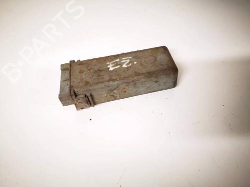 Used Electronic module Electronic module CITROËN SAXO (S0, S1) 1.6 (90 hp) 32540874 32540874