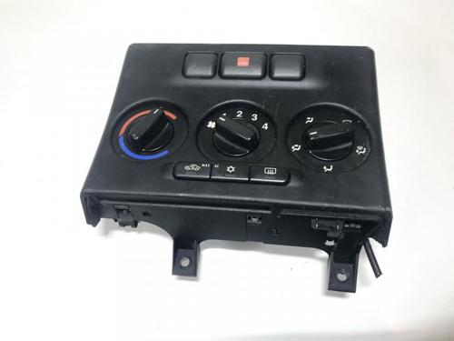 Used Climate control Climate control OPEL ZAFIRA A MPV (T98) 2.2 DTI 16V (F75) (125 hp) 35713954 35713954