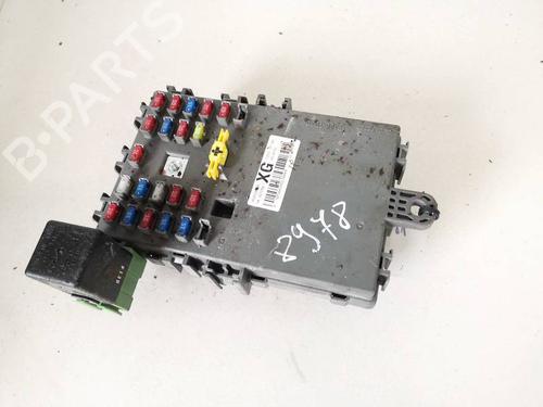 Used Fuse box CHEVROLET AVEO / KALOS Hatchback (T250, T255) 1.2 (84 hp) 32939350