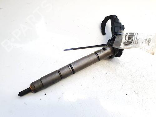 Used Injector Injector VW PHAETON (3D1, 3D2, 3D3, 3D4, 3D6, 3D7, 3D8, 3D9) 3.0 V6 TDI 4motion (224 hp) 35290242 35290242